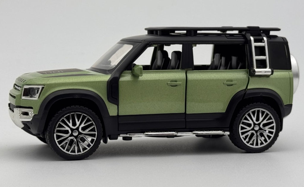 Land Rover Defender 110 Diecast Scale Model Car - Regular