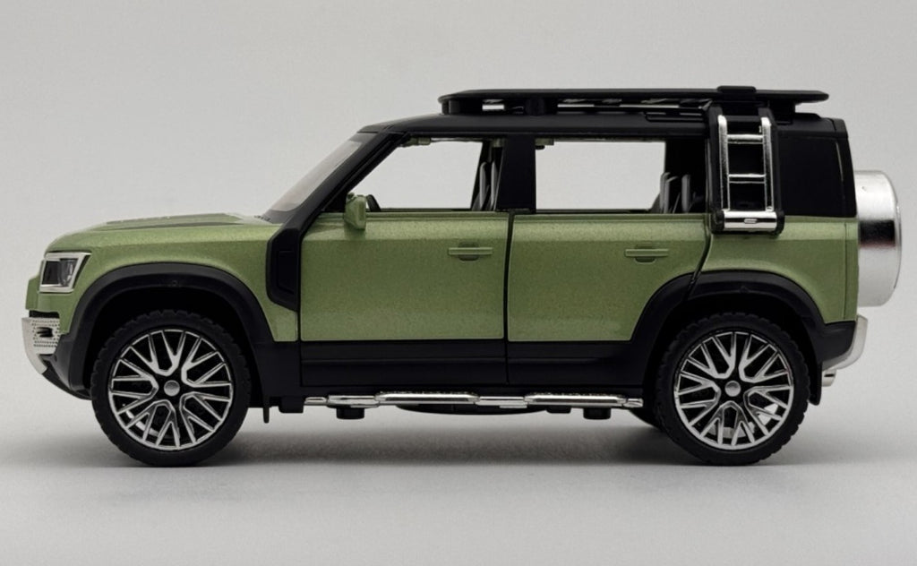 Land Rover Defender 110 Diecast Scale Model Car - Regular