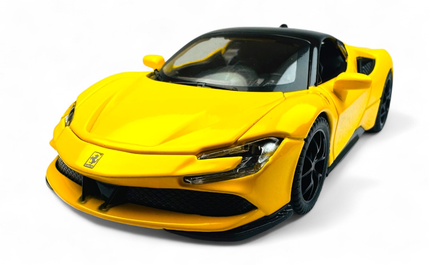 Ferrari SF90 Stradale Diecast Scale Model Car - Regular