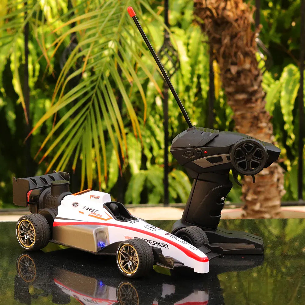 Speed Formula RC Car with Spray Effect & LED Lights