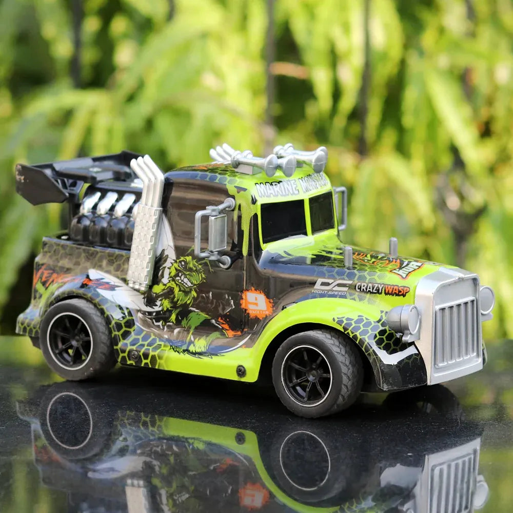 Hornet RC Spray Light Vehicle – Smoke-Effect RC Car with LED Lighting