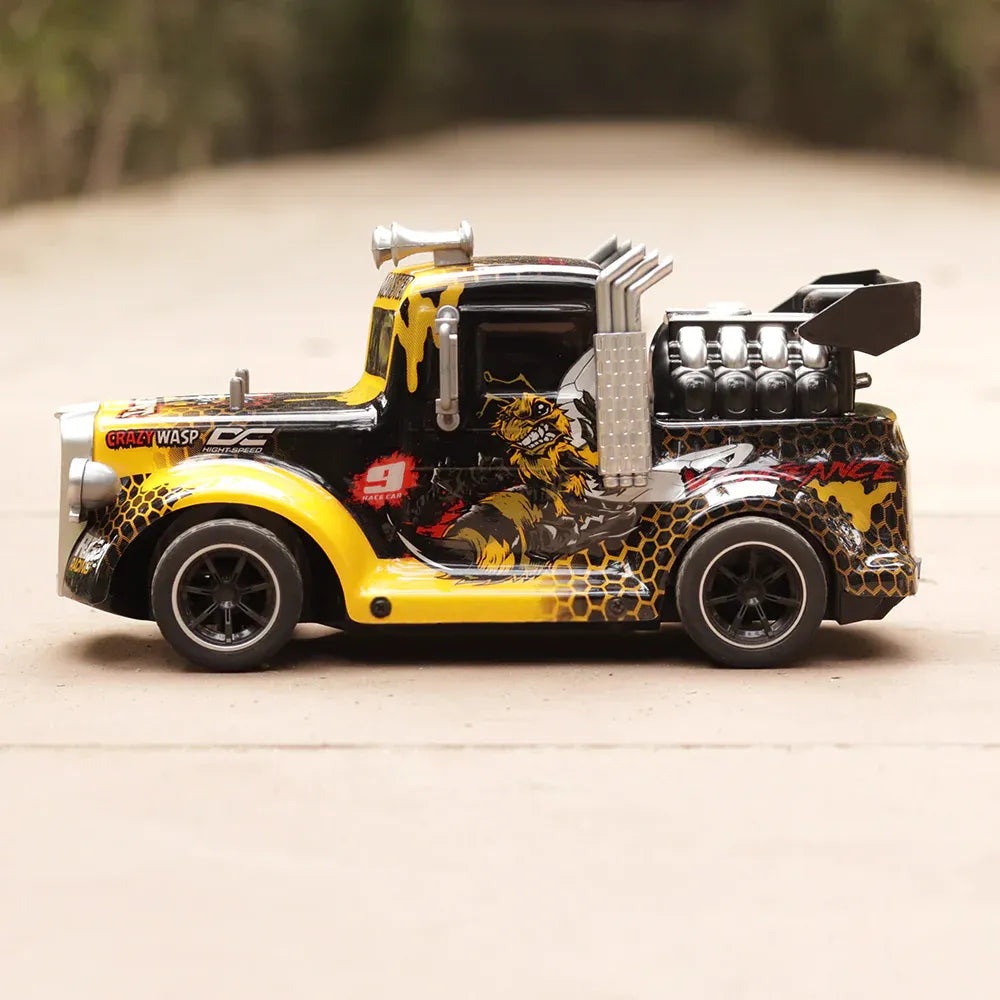 Hornet RC Spray Light Vehicle – Smoke-Effect RC Car with LED Lighting